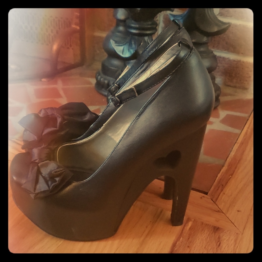 TUK Platform Pumps